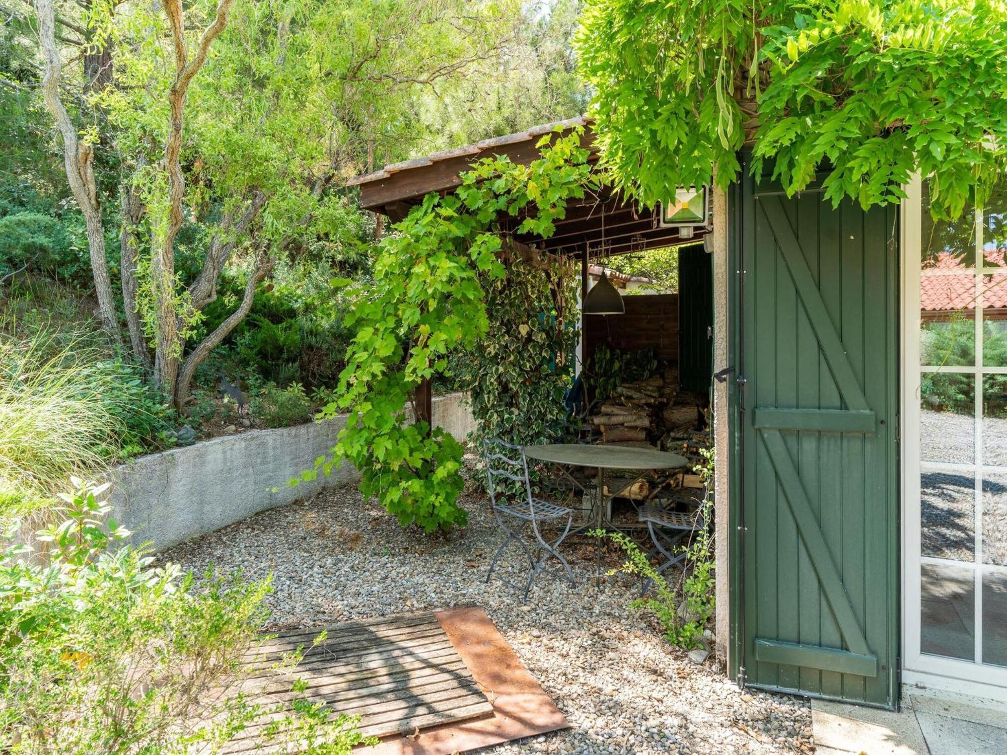 Vacation Home In Limoux With Pool ภายนอก รูปภาพ